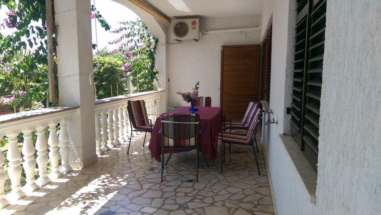 Apartments Golub Krk Town Exterior foto