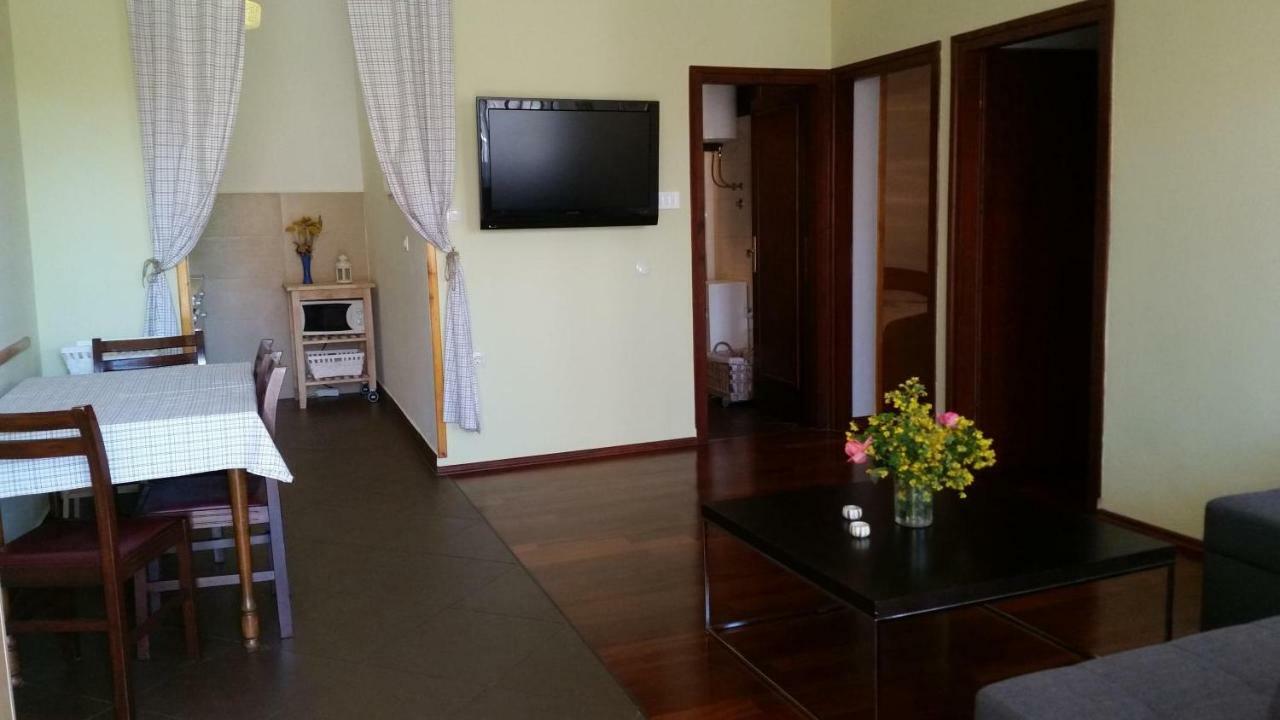 Apartments Golub Krk Town Exterior foto
